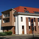 Lovagvár * Gyula