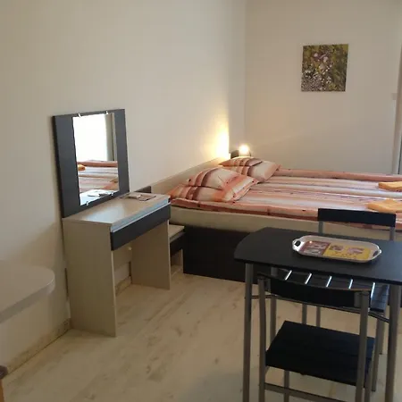 Lovagvár Appartamento *