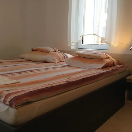 Lovagvár *