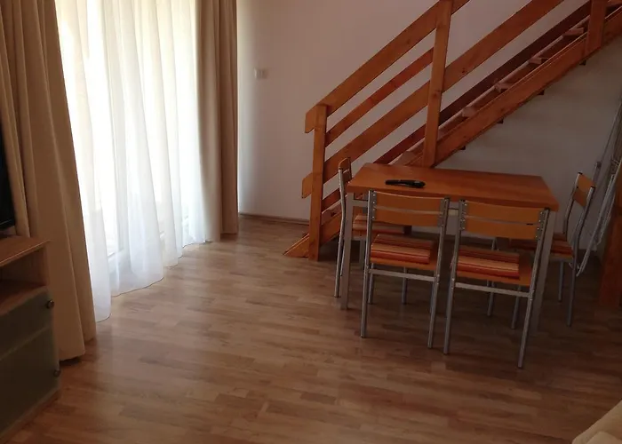 Lovagvar